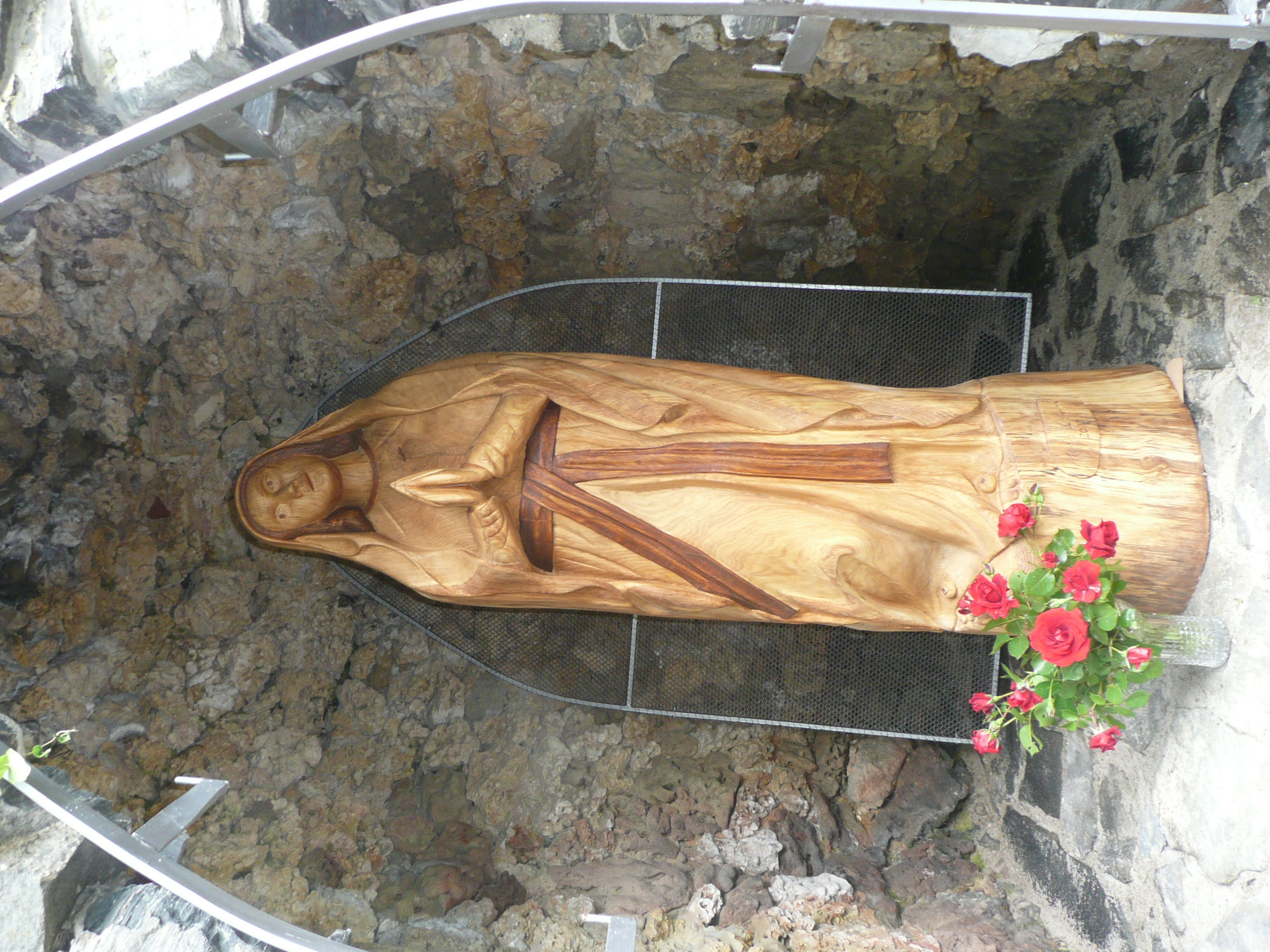 Panna Marie lurdská - dřevěná